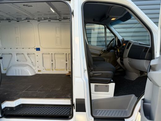 Mercedes-Benz Sprinter 211 2.2 CDI 325 Automaat Airco Euro 6 ActivLease financial lease