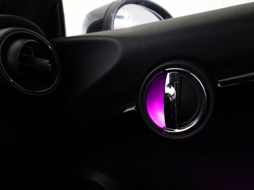Mini Electric CHARGED 33 kWh + HEAD-UP | LED | HARMAN/KARDON | CAMERA | SPORTSTOELEN | APPLE CARPLAY | NAVIGATIE ActivLease financial lease