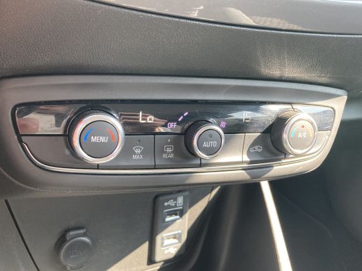 Opel Crossland X 1.2 Turbo Innovation Airco | Cruise Control | LMV 16" | Navi | PDC Achter | ActivLease financial lease
