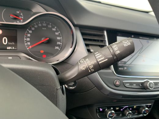 Opel Crossland X 1.2 Turbo Ultimate Airco | AGR-Stoelen | Cruise Control | Dode Hoek Detectie | Navi | PDC V&A | S... ActivLease financial lease