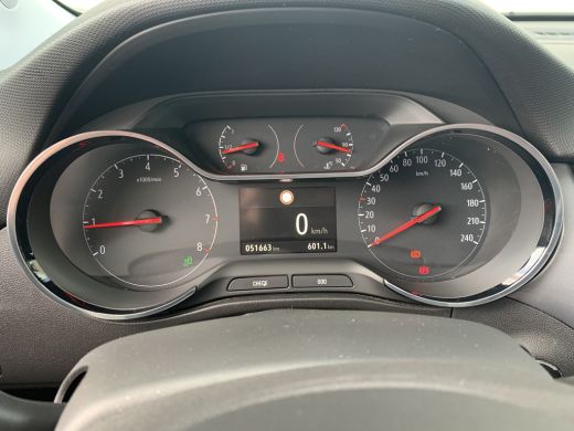 Opel Crossland X 1.2 Turbo Ultimate Airco | AGR-Stoelen | Cruise Control | Dode Hoek Detectie | Navi | PDC V&A | S... ActivLease financial lease
