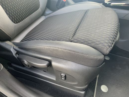 Opel Crossland X 1.2 Turbo Ultimate Airco | AGR-Stoelen | Cruise Control | Dode Hoek Detectie | Navi | PDC V&A | S... ActivLease financial lease