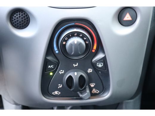 Peugeot 108 1.0 E-VTI 72PK 5-DRS ACTIVE / AIRCO / LED / BLUETOOTH / PACK PREMIUM / 1E EIGENAAR !! ActivLease financial lease