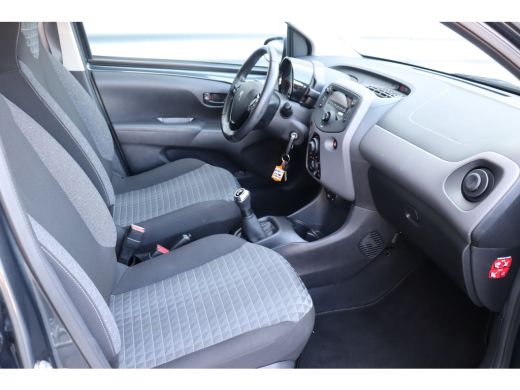 Peugeot 108 1.0 E-VTI 72PK 5-DRS ACTIVE / AIRCO / LED / BLUETOOTH / PACK PREMIUM / 1E EIGENAAR !! ActivLease financial lease
