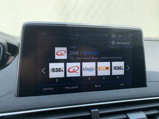 Peugeot 3008 1.2 PureTech Blue Lease Premium Airco | Camera | Cruise | Pdc V&A | Stoelverwarming | Elektrische... ActivLease financial lease