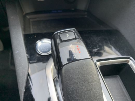 Peugeot 3008 1.2 PureTech Blue Lease Premium Airco | Camera | Cruise | Pdc V&A | Stoelverwarming | Elektrische... ActivLease financial lease
