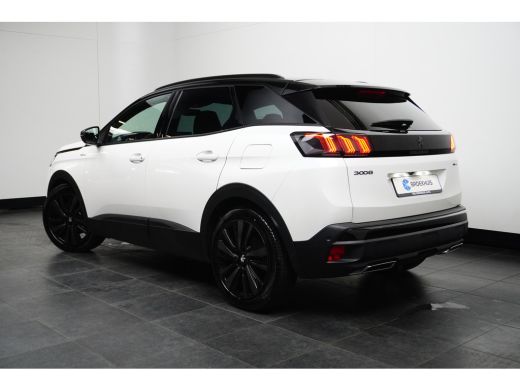 Peugeot 3008 1.6 HYRBRID 225PK GT BLACK PACK AUTOMAAT / NAVI / LEDER / CLIMA / PDC / 19" LMV / CAMERA V+A / AG... ActivLease financial lease