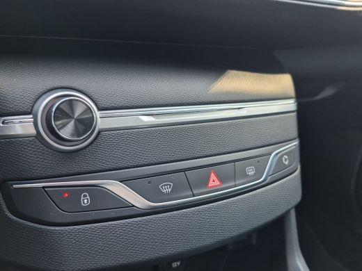 Peugeot 308 1.2 PureTech Blue Lease Premium AUTOMAAT | Panoramadak | Achteruitrijcamera | Airco (automatisch)... ActivLease financial lease