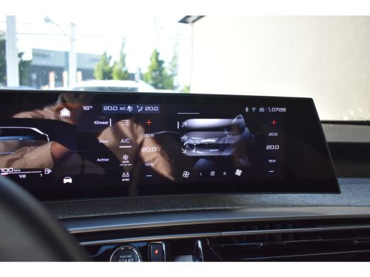 Peugeot 5008 1.2 Hybrid 136 Allure 7p. Automaat DEMO-DEAL! | 360 Camera | Drive Assist Pack | Panoramic Naviga... ActivLease financial lease