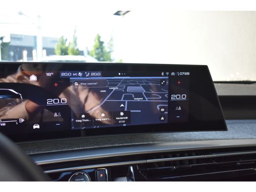 Peugeot 5008 1.2 Hybrid 136 Allure 7p. Automaat DEMO-DEAL! | 360 Camera | Drive Assist Pack | Panoramic Naviga... ActivLease financial lease