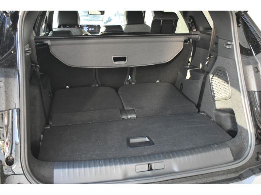 Peugeot 5008 1.2 Hybrid 136 Allure 7p. Automaat DEMO-DEAL! | 360 Camera | Drive Assist Pack | Panoramic Naviga... ActivLease financial lease