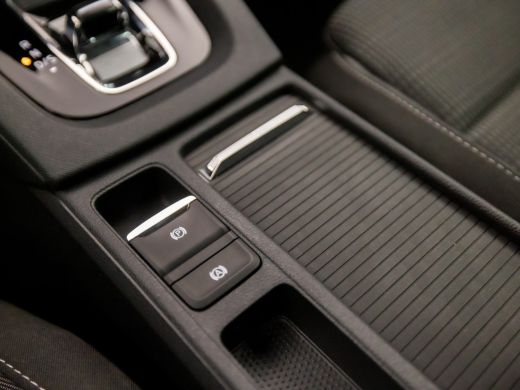 Skoda Octavia 1.0 e-TSI Sport Automaat (APPLE CARPLAY, GROOT NAVI, CAMERA, GETINT GLAS, SPORTSTOELEN, STOELVERW... ActivLease financial lease