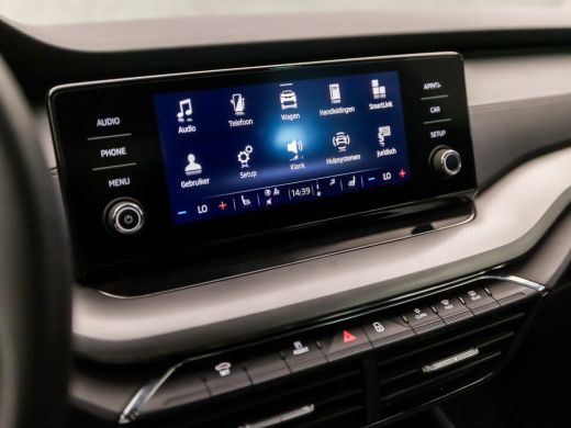 Skoda Octavia 1.0 e-TSI Sport Automaat (APPLE CARPLAY, GROOT NAVI, CAMERA, GETINT GLAS, SPORTSTOELEN, STOELVERW... ActivLease financial lease