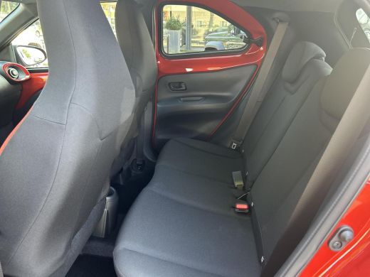 Toyota Aygo 1.0 VVT-i S-CVT Pulse ActivLease financial lease