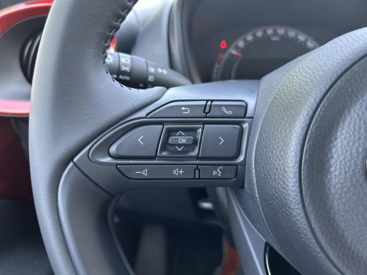 Toyota Aygo 1.0 VVT-i S-CVT Pulse ActivLease financial lease