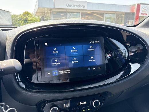 Toyota Aygo 1.0 VVT-i S-CVT Pulse | Navigatie | Apple CarPlay/Android auto | Achteruitrijcamera | Verwarmde v... ActivLease financial lease