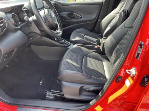 Toyota Yaris 1.5 Hybrid Executive | All-in prijs | Automaat | Adaptive cruise control | Apple/android auto ActivLease financial lease