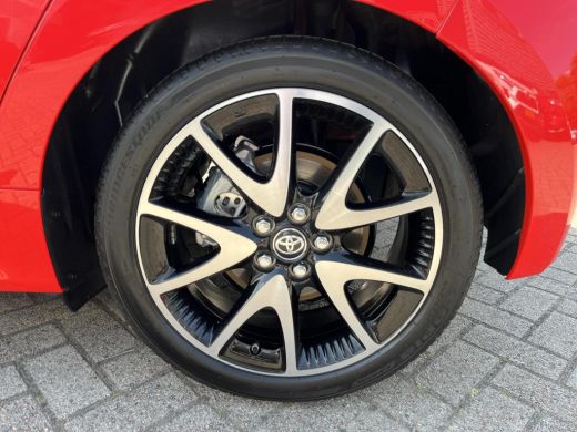 Toyota Yaris 1.5 Hybrid Executive | All-in prijs | Automaat | Adaptive cruise control | Apple/android auto ActivLease financial lease