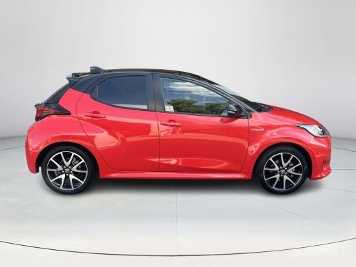 Toyota Yaris 1.5 Hybrid Executive | All-in prijs | Automaat | Adaptive cruise control | Apple/android auto ActivLease financial lease