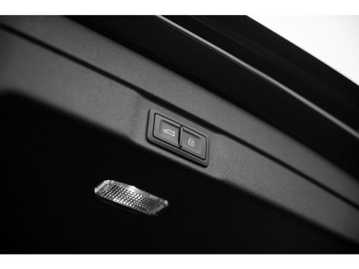 Audi A6 Avant S edition | Adaptive air suspension | Adaptive cruise control | Airconditioning 4-zones ActivLease financial lease