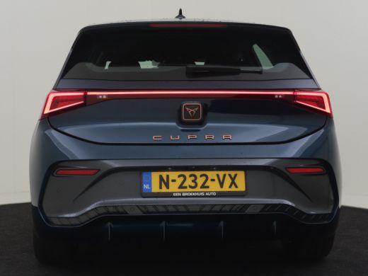 CUPRA Born Business One 62 kWh 204pk | Navigatie | Camera achter | Adaptief cruise contol | App connect | Pa... ActivLease financial lease
