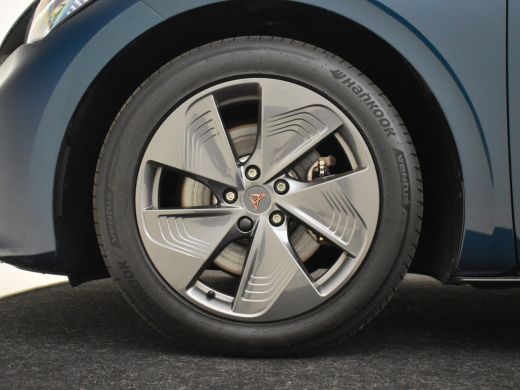 CUPRA Born Business One 62 kWh 204pk | Navigatie | Camera achter | Adaptief cruise contol | App connect | Pa... ActivLease financial lease
