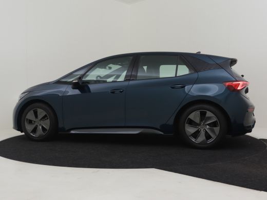 CUPRA Born Business One 62 kWh 204pk | Navigatie | Camera achter | Adaptief cruise contol | App connect | Pa... ActivLease financial lease