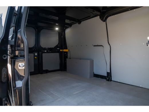 Ford Transit Custom 300 2.0 TDCI L2H1 Trail | Trekhaak | laadruimte betimmerd | Apple Carplay/Android Auto | Stoel ve... ActivLease financial lease