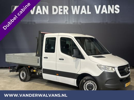 Mercedes-Benz Sprinter 314 CDI 143pk Pick-Up Open Laadbak 1000kg Kraan Dubbele Cabine Euro6 Airco | 3500kg Trekhaak | 6-... Mercedes-Benz Sprinter 314 CDI 143pk Pick-Up Open Laadbak 1000kg Kraan Dubbele Cabine Euro6 Airco | 3500kg Trekhaak | 6-...