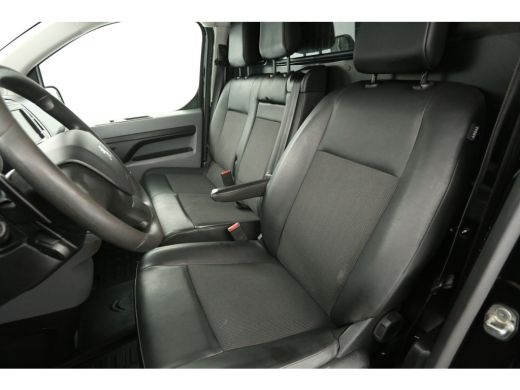 Peugeot Expert 2.0 BlueHDI L3H1 177PK Automaat Airco Cruise 360Camera LED Carplay Trekhaak 3 Persoons PDC 17''LMV ActivLease financial lease