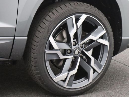 Skoda Karoq 1.5 TSI ACT Sportline Business 150PK DSG Pano-Schuifdak, Adaptieve Cruise Controle, Keyless, Virt... ActivLease financial lease