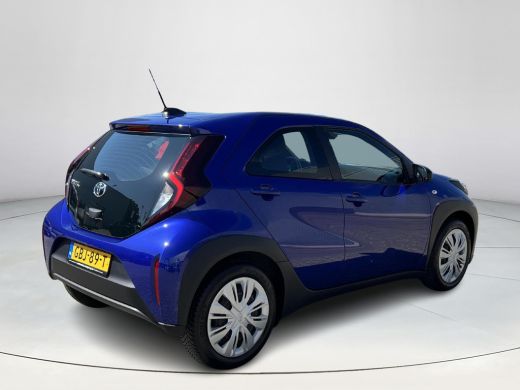 Toyota Aygo 1.0 VVT-i MT Play ActivLease financial lease