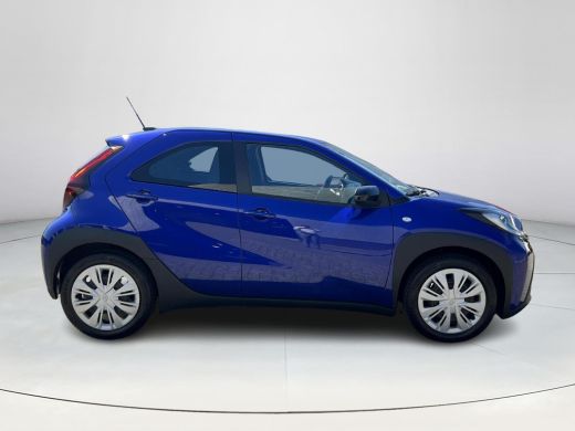 Toyota Aygo 1.0 VVT-i MT Play ActivLease financial lease