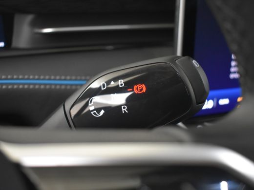 Volkswagen ID.7 Pro Business 77 kWh 286PK | Head up display  360 camera | Trekhaak | Warmte pomp | Elektrische vo... ActivLease financial lease