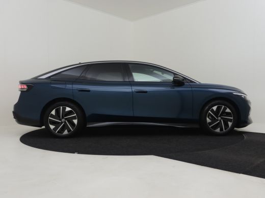 Volkswagen ID.7 Pro Business 77 kWh 286PK | Head up display  360 camera | Trekhaak | Warmte pomp | Elektrische vo... ActivLease financial lease