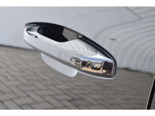 Volvo  XC40 1.5 T2 Business Pro | 19'' | HarmanKardon | Voorruitverw. | Intellisafe! ActivLease financial lease