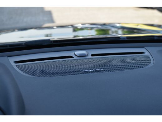 Volvo  XC40 1.5 T2 Business Pro | 19'' | HarmanKardon | Voorruitverw. | Intellisafe! ActivLease financial lease