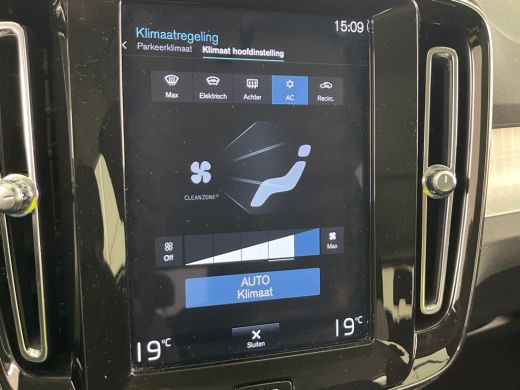 Volvo  XC40 1.5 T2 Business Pro | 19'' | HarmanKardon | Voorruitverw. | Intellisafe! ActivLease financial lease