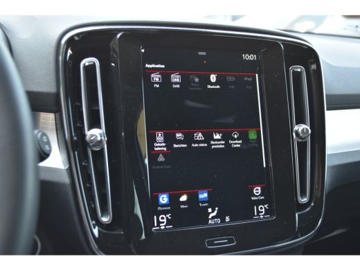Volvo  XC40 1.5 T2 Business Pro | 19'' | HarmanKardon | Voorruitverw. | Intellisafe! ActivLease financial lease