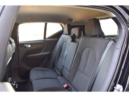 Volvo  XC40 1.5 T2 Business Pro | 19'' | HarmanKardon | Voorruitverw. | Intellisafe! ActivLease financial lease
