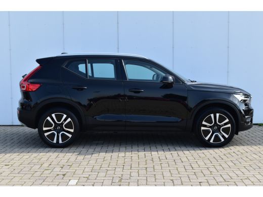 Volvo  XC40 1.5 T2 Business Pro | 19'' | HarmanKardon | Voorruitverw. | Intellisafe! ActivLease financial lease