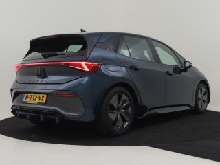 CUPRA Born Business One 62 kWh 204pk | Navigatie | Camera achter | Adaptief cruise contol | App connect | Pa...