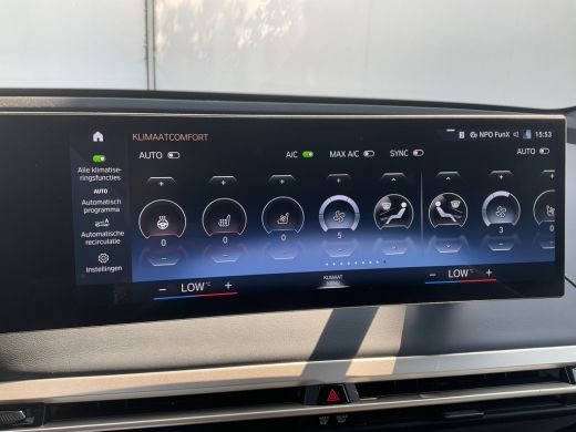 BMW iX xDrive50 High Executive 112 kWh Laser B&W Pano.dak Trekhaak M-sport ActivLease financial lease