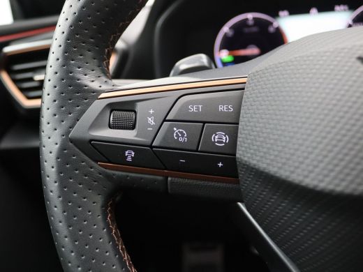 CUPRA Leon Sportstourer 1.4 e-Hybrid Business 204PK DSG Achteruitrijcamera, Adaptieve Cruise Controle, Stoel-Stuurverwarm... ActivLease financial lease