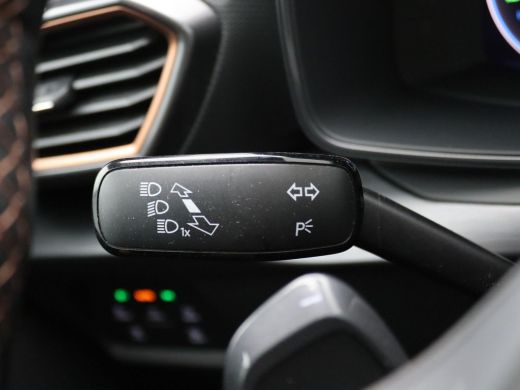 CUPRA Leon Sportstourer 1.4 e-Hybrid Business 204PK DSG Achteruitrijcamera, Adaptieve Cruise Controle, Stoel-Stuurverwarm... ActivLease financial lease