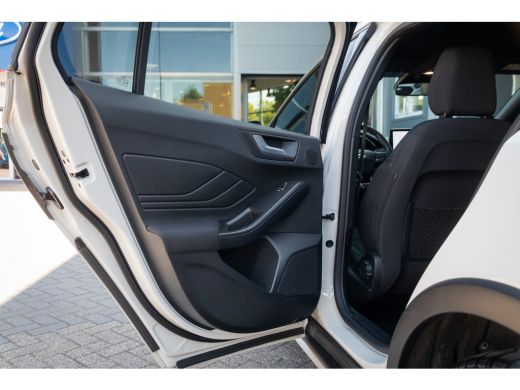 Ford Focus 1.0 EcoBoost Hybrid Active X Business | Trekhaak | Camera | Winterpakket | Apple Carplay/Android ... ActivLease financial lease