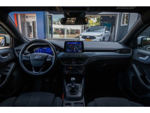 Ford Focus 1.0 EcoBoost Hybrid Active X Business | Trekhaak | Camera | Winterpakket | Apple Carplay/Android ... ActivLease financial lease