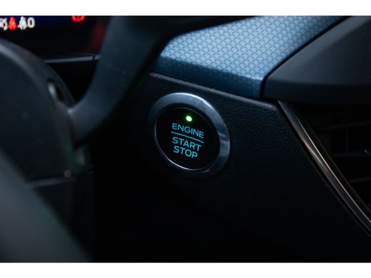 Ford Focus 1.0 EcoBoost Hybrid Active X Business | Trekhaak | Camera | Winterpakket | Apple Carplay/Android ... ActivLease financial lease