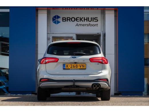 Ford Focus 1.0 EcoBoost Hybrid Active X Business | Trekhaak | Camera | Winterpakket | Apple Carplay/Android ... ActivLease financial lease