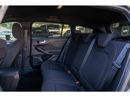 Ford Focus 1.0 EcoBoost Hybrid ST Line Style | Winterpakket | Navigatie | Camera | Apple Carplay/Android Aut... ActivLease financial lease